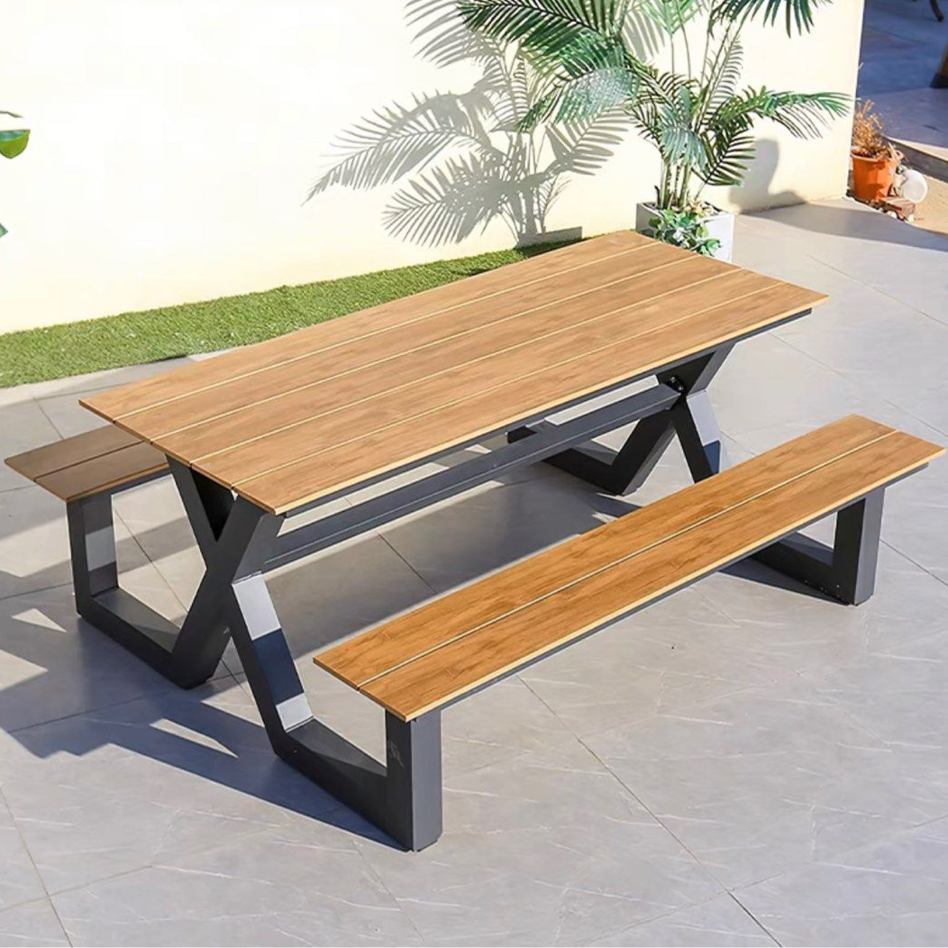 STEPH Outdoor Table & Bench