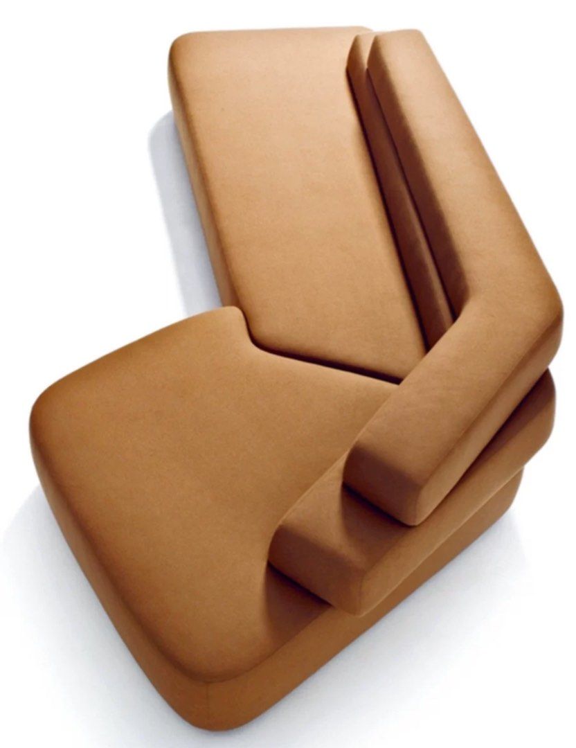 CRAGE Modern Curved Sofa