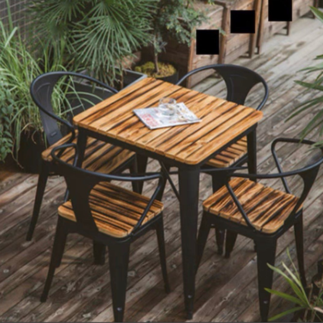 SIMON Industrial Outdoor Dining Set