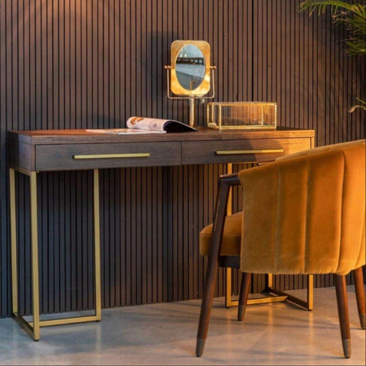 CIRUS Herringbone Study Table