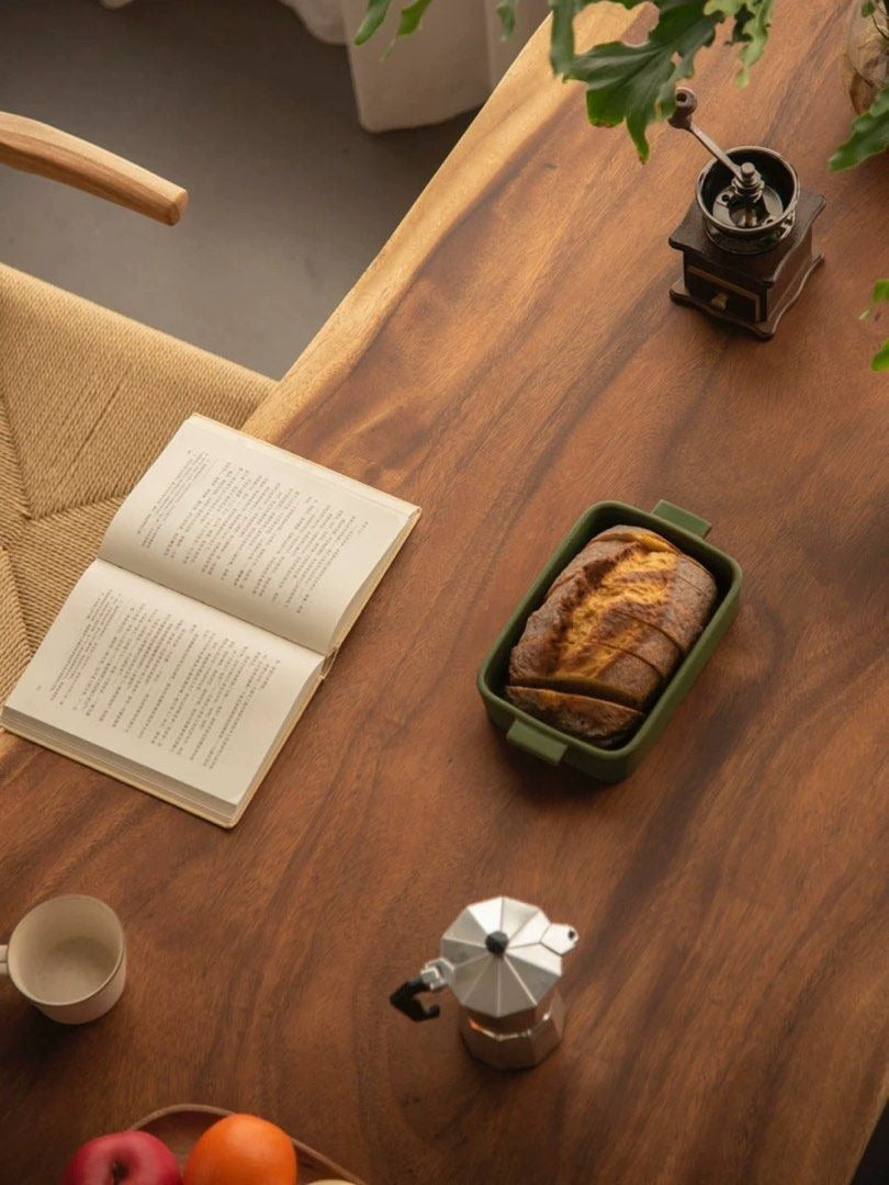 SODY Rustic Solid Wood Dining Table