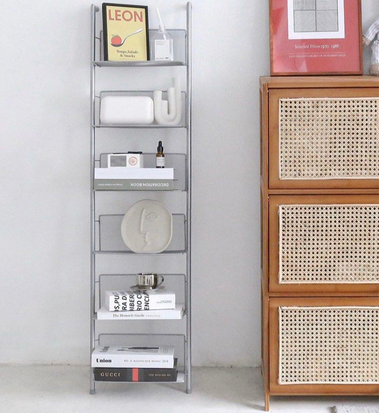 BRIS Modern Display Shelf