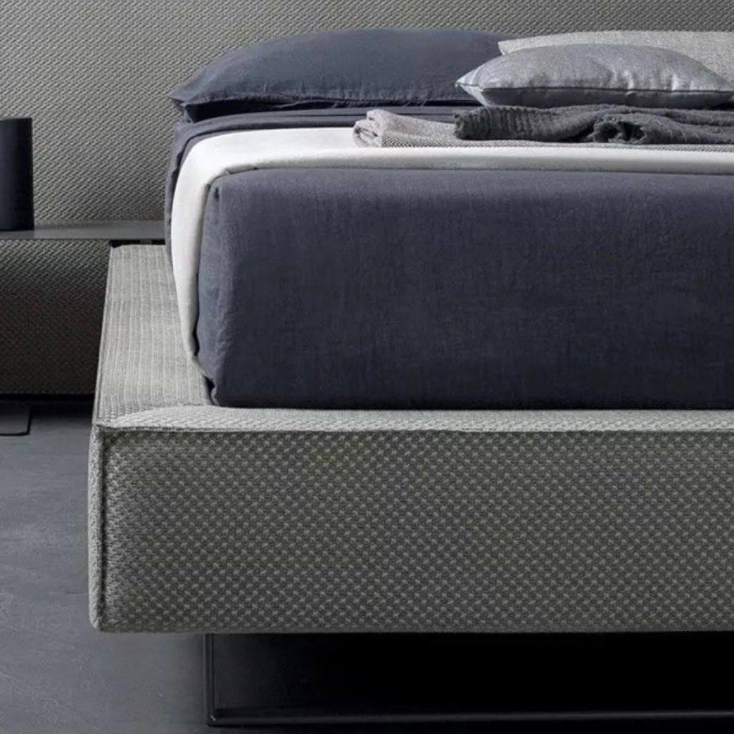 BURKS Modern Platform Bedframe