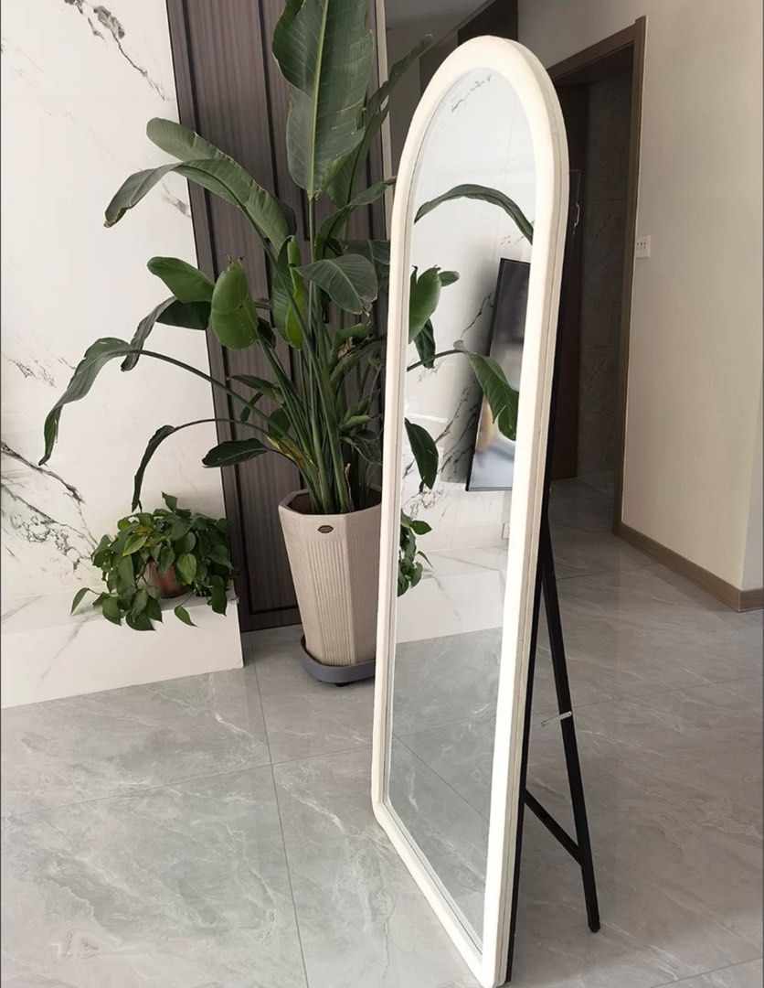 CAEDE Minimalistic Mirror