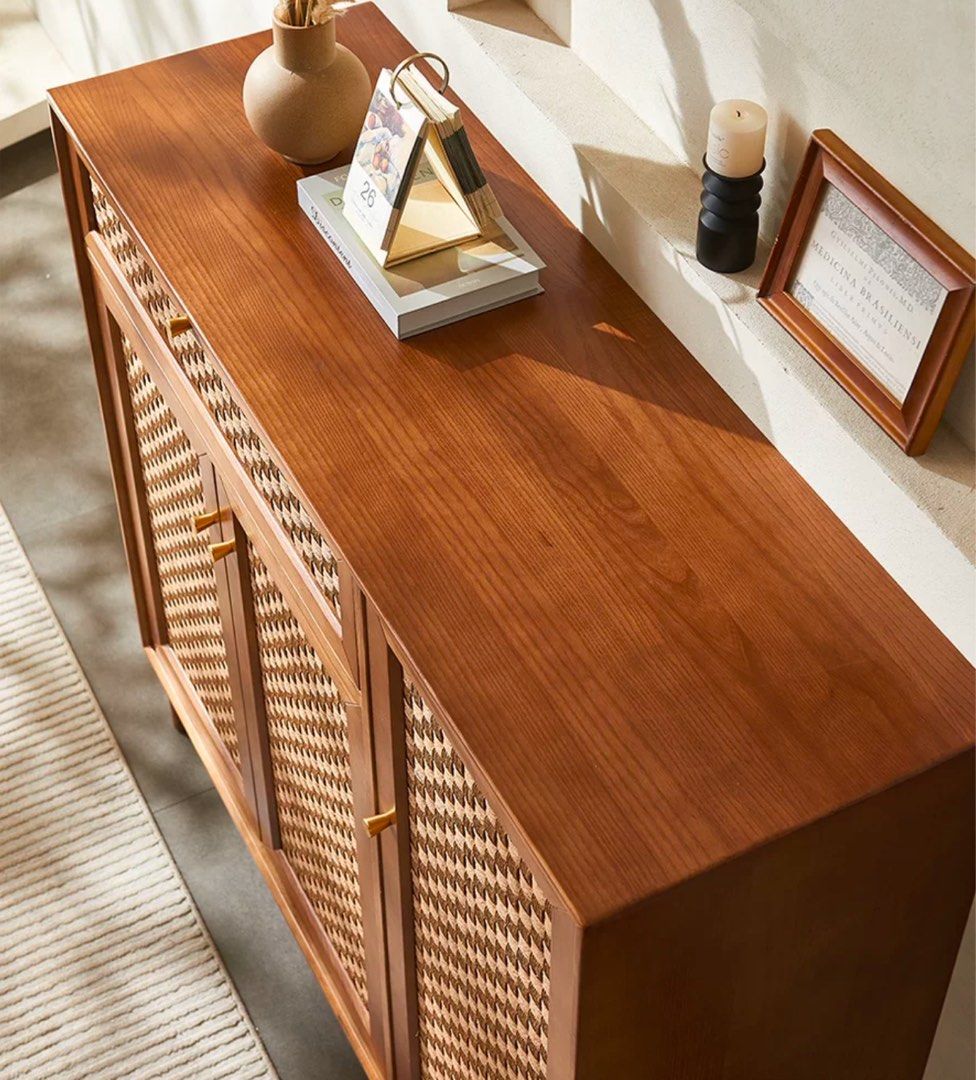 CARHIO Vintage Rattan Shoe Cabinet