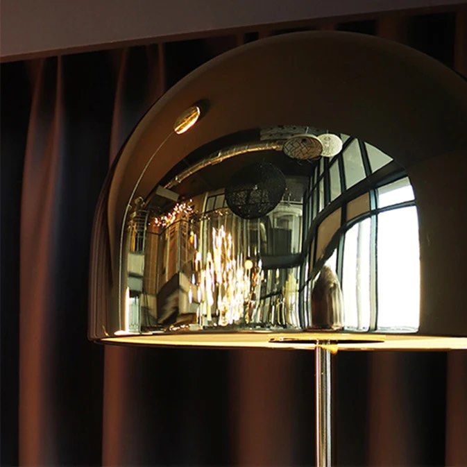 CAUTE Metal Mushroom Table Lamp