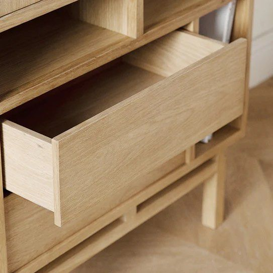 DARSSON Light Leakage Sideboard