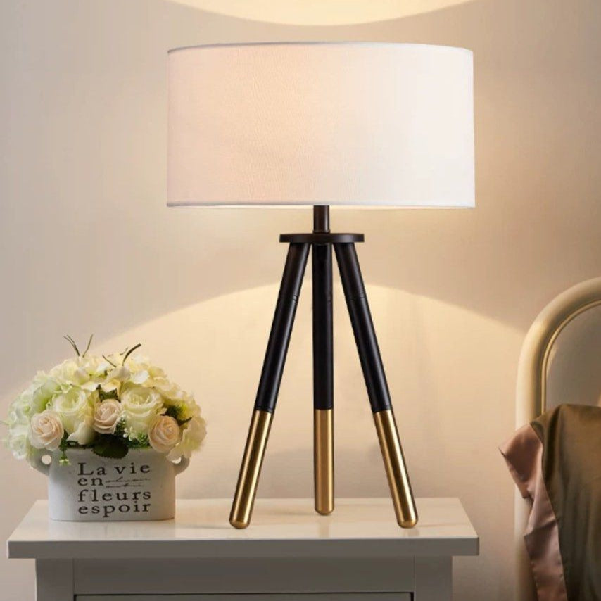 CLOES Modern Table Lamp