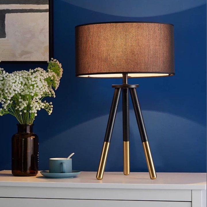 CLOES Modern Table Lamp