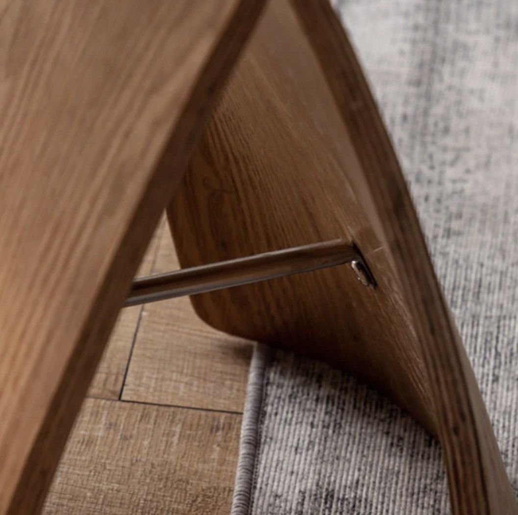 CONSTATINE Butterfly Ascent Stool