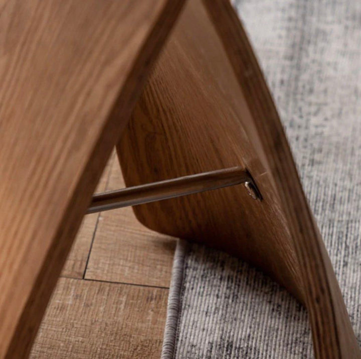 CONSTATINE Butterfly Ascent Stool