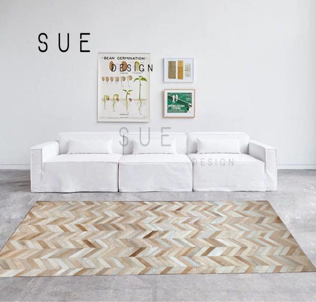 CORNELIUS Modern Cowhide Rug