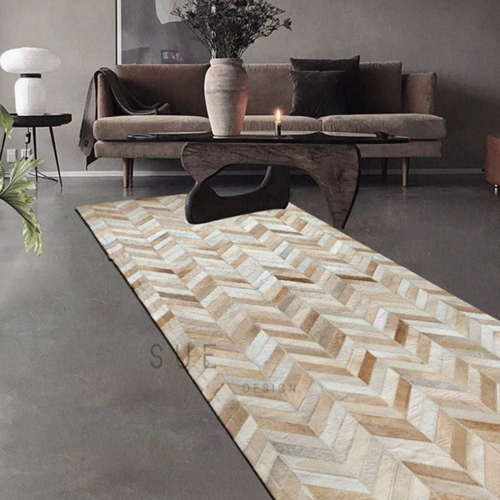 CORNELIUS Modern Cowhide Rug