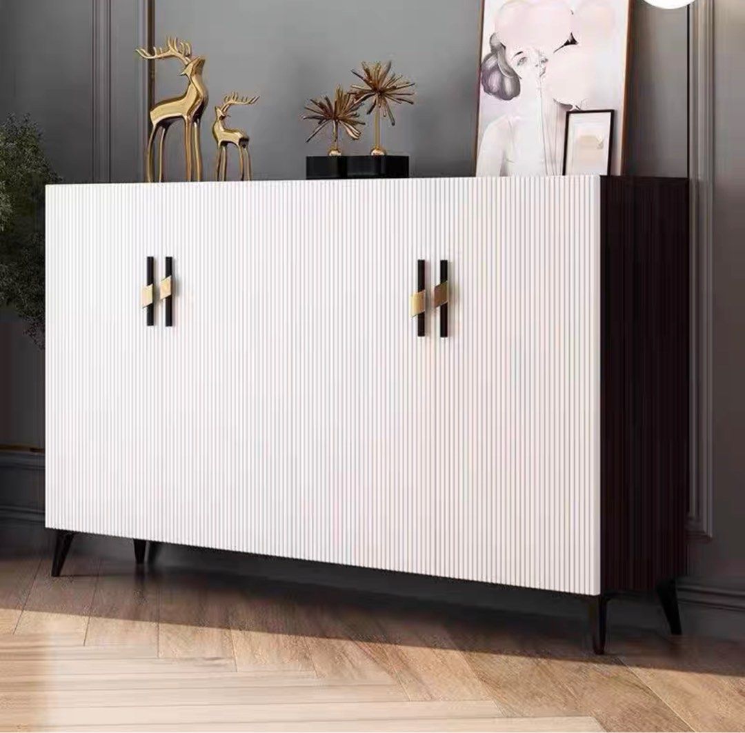 DELFI Modern Shoe Cabinet