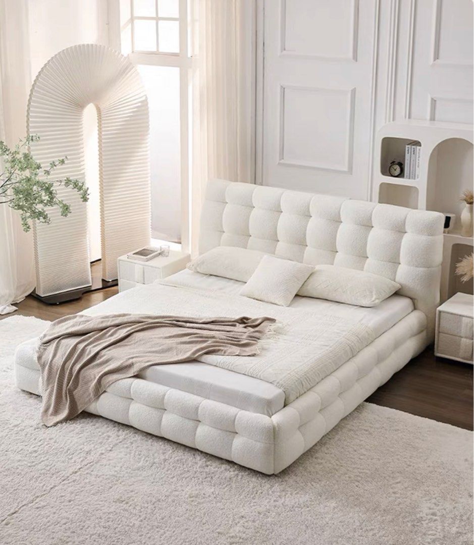 DELINE Modern Boucle Bedframe