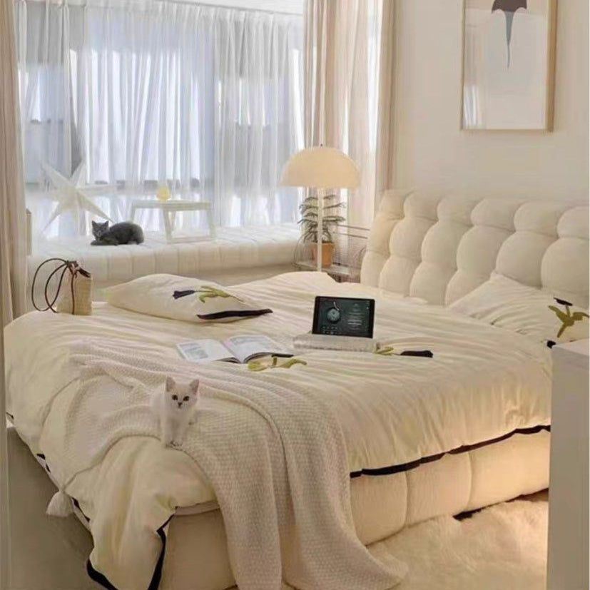 DELINE Modern Boucle Bedframe