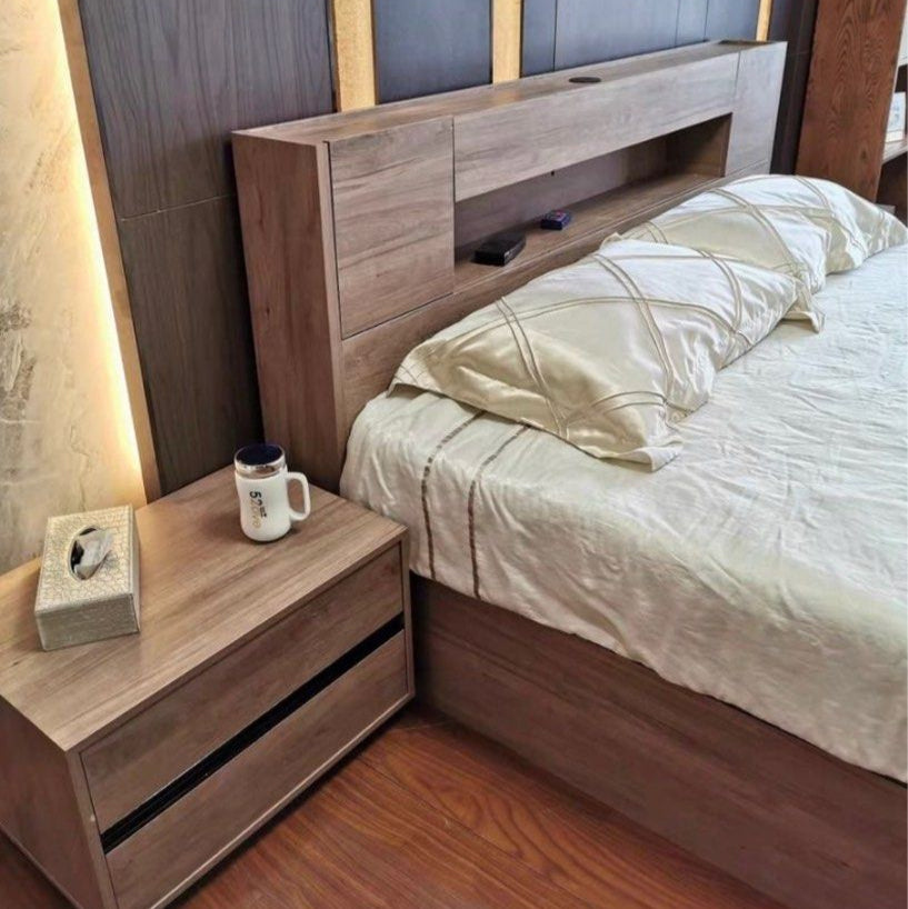 DETON Rustic Multimedia Bedframe