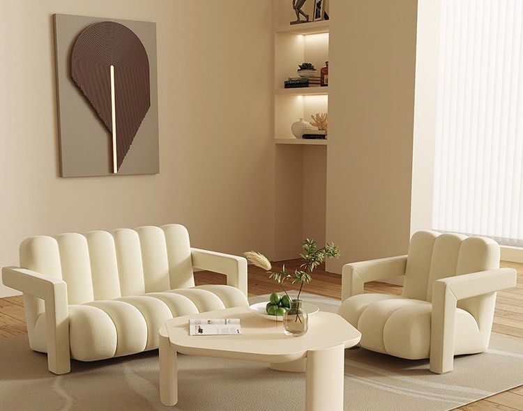 CYRA Modern Lounge Chair