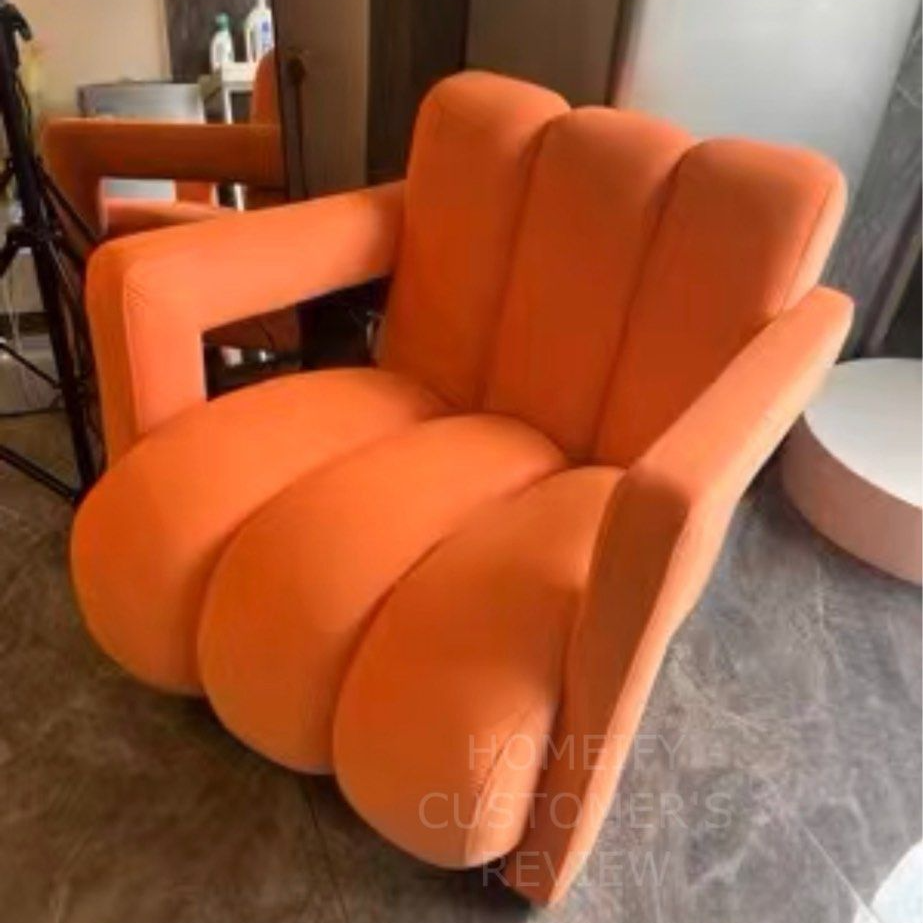 CYRA Modern Lounge Chair