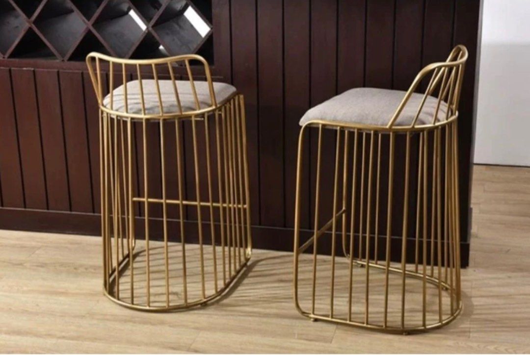 DELA Modern Dining Chair