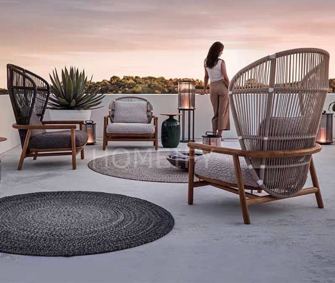 COMO Modern Outdoor Sofa