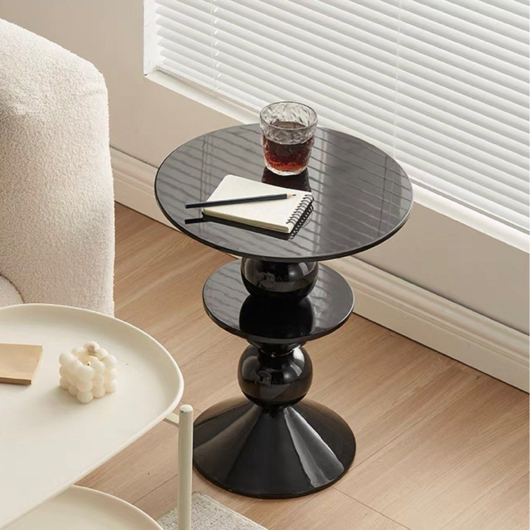 CONNER Abstract Side Table