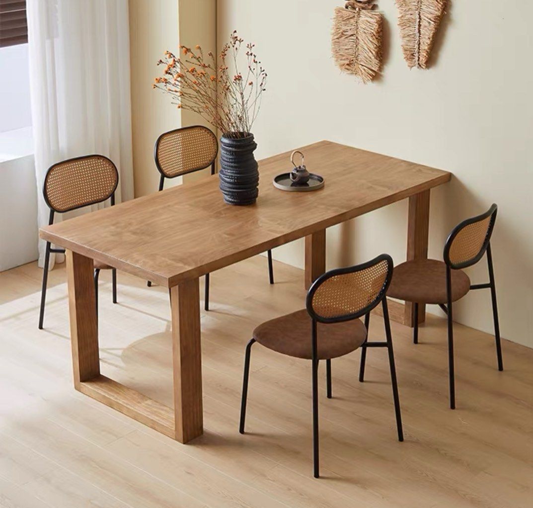 BARRERA Scandinavian Solid Wood Dining Table