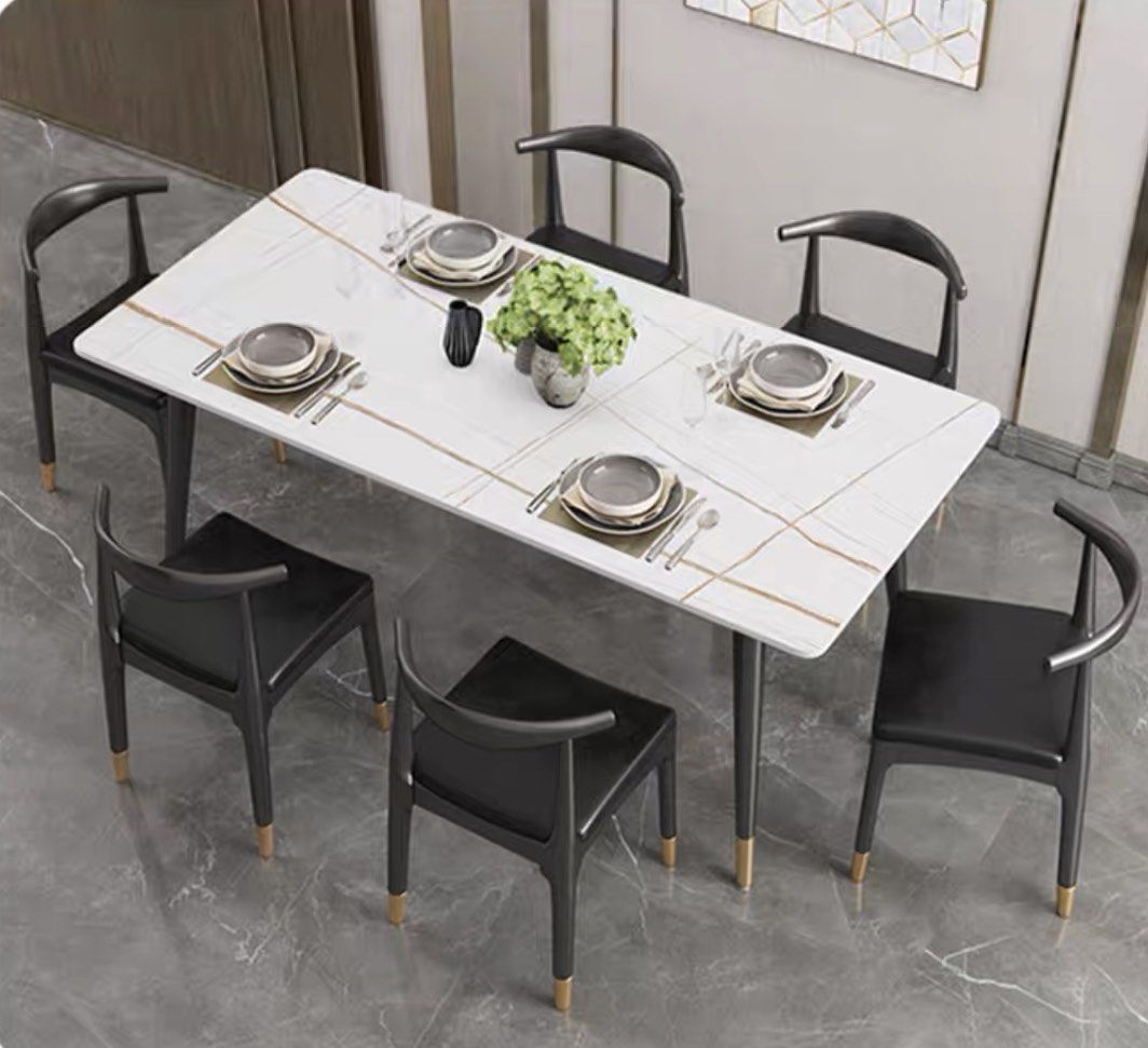 SMITH Modern Dining Table & Chairs