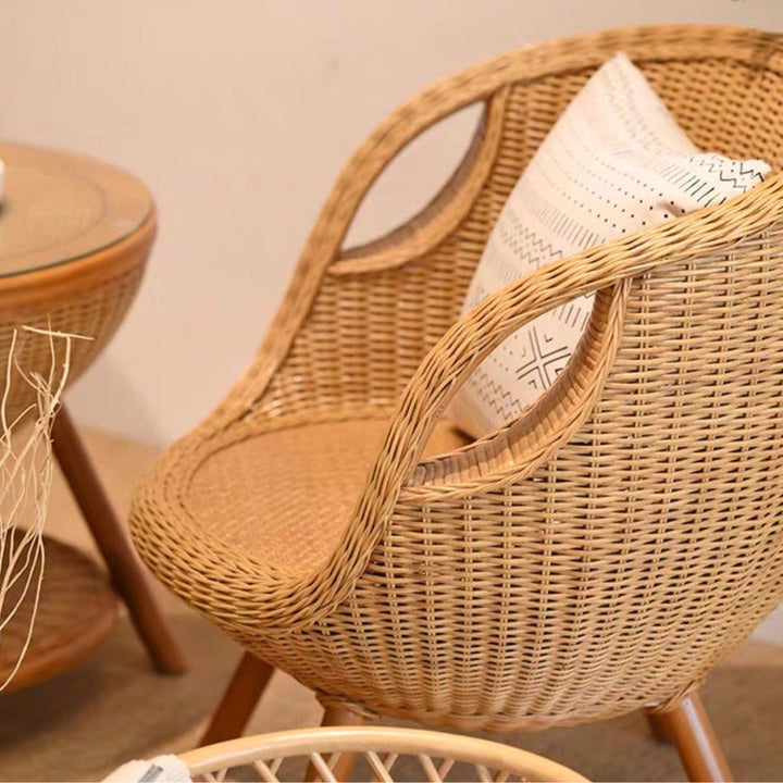 BUSRE Rustic Rattan Outdoor Chair