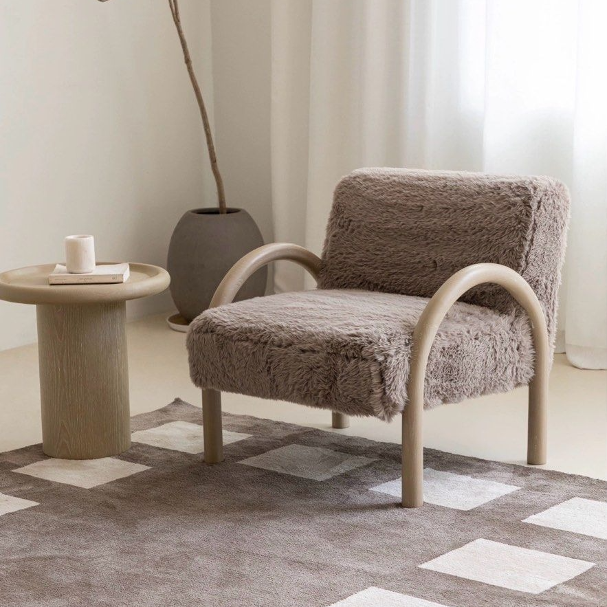 SOPHIA Modern Lounge Chair