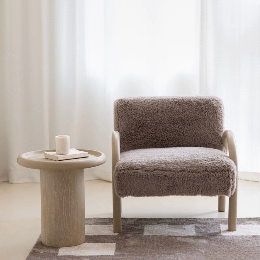 SOPHIA Modern Lounge Chair