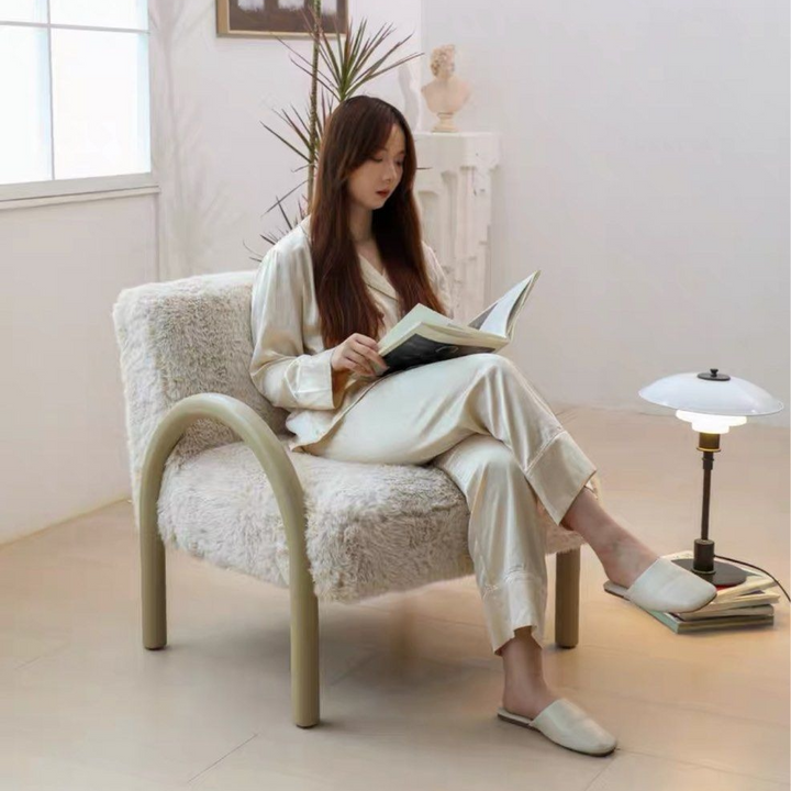 SOPHIA Modern Lounge Chair