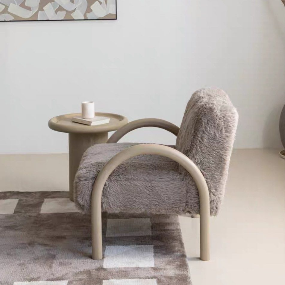 SOPHIA Modern Lounge Chair