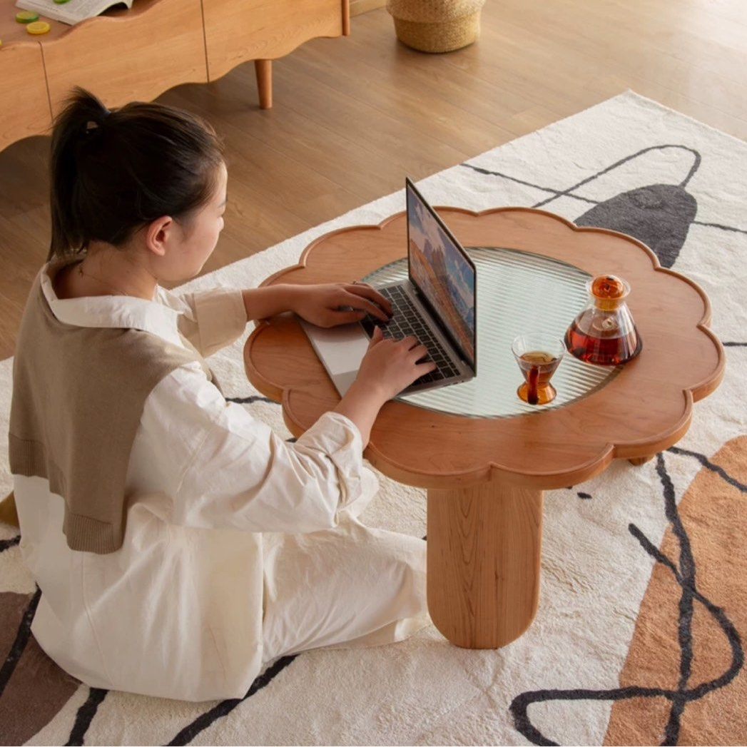 SULLIVAN Solid Wood Round Coffee Table