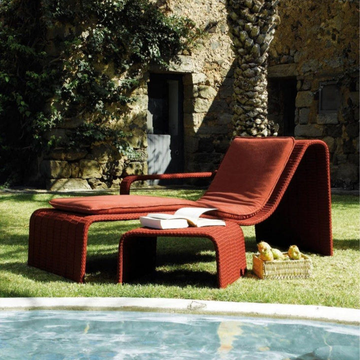 CRISEN Modern Outdoor Lounge Chair