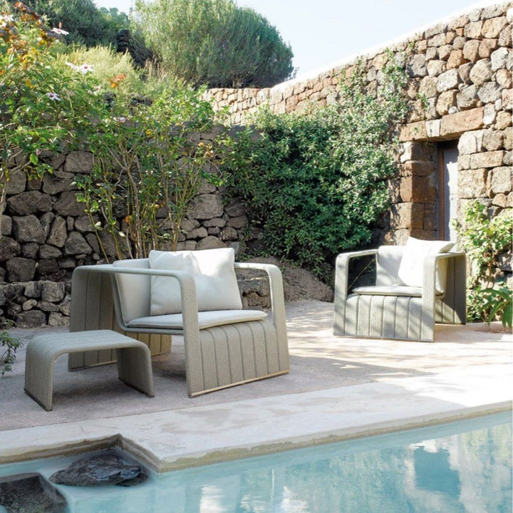 CRISEN Modern Outdoor Lounge Chair