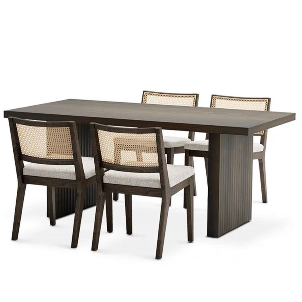 SUAREZ Modern Solid Wood Dining Table