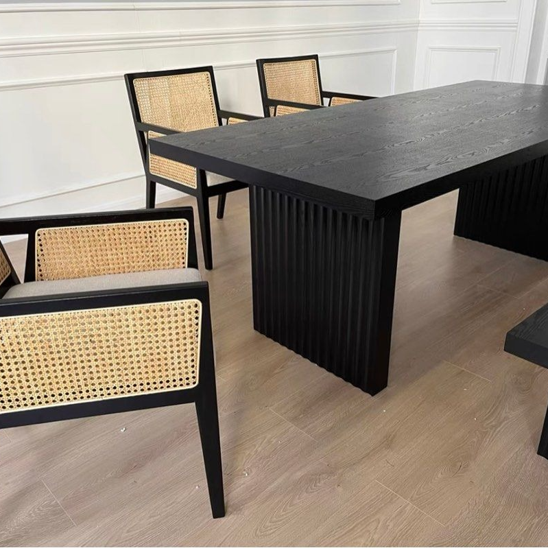 SUAREZ Modern Solid Wood Dining Table
