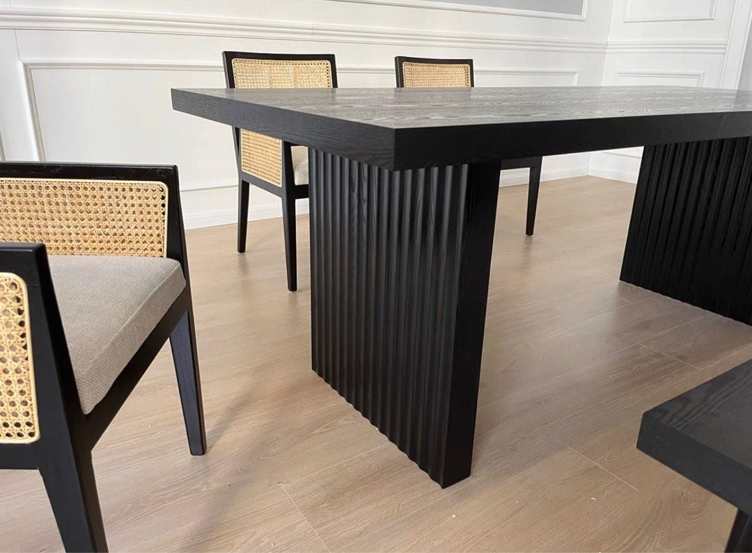 SUAREZ Modern Solid Wood Dining Table