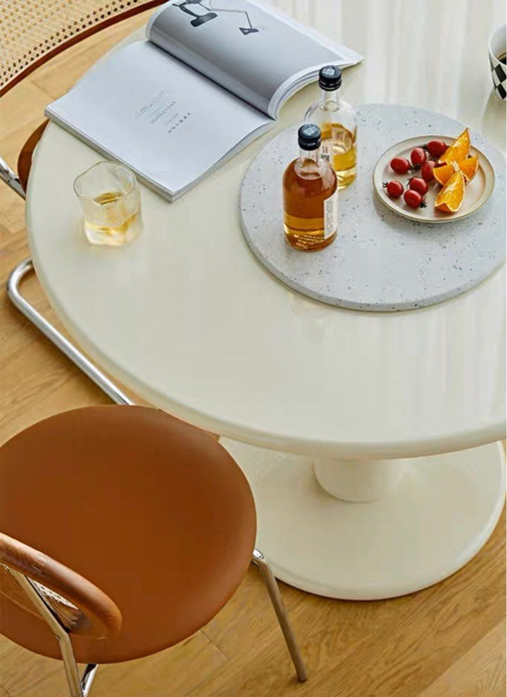 CRISPIN Round Dining Table