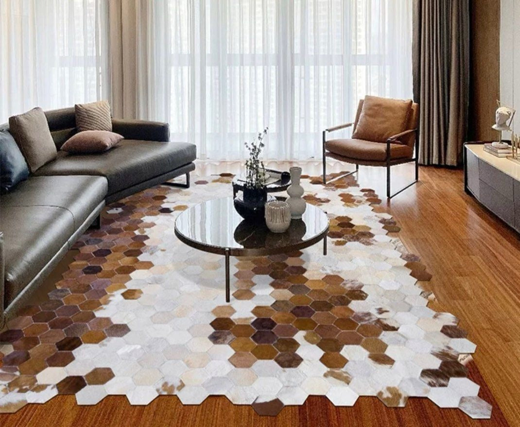 SMITH Modern Cowhide Rug