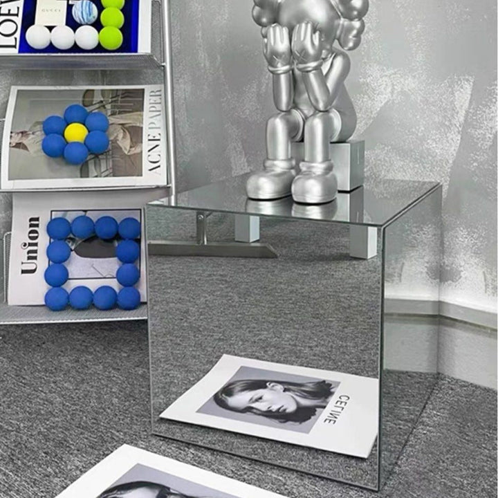 CLEMENS Modern Acrylic Mirrored Side Table