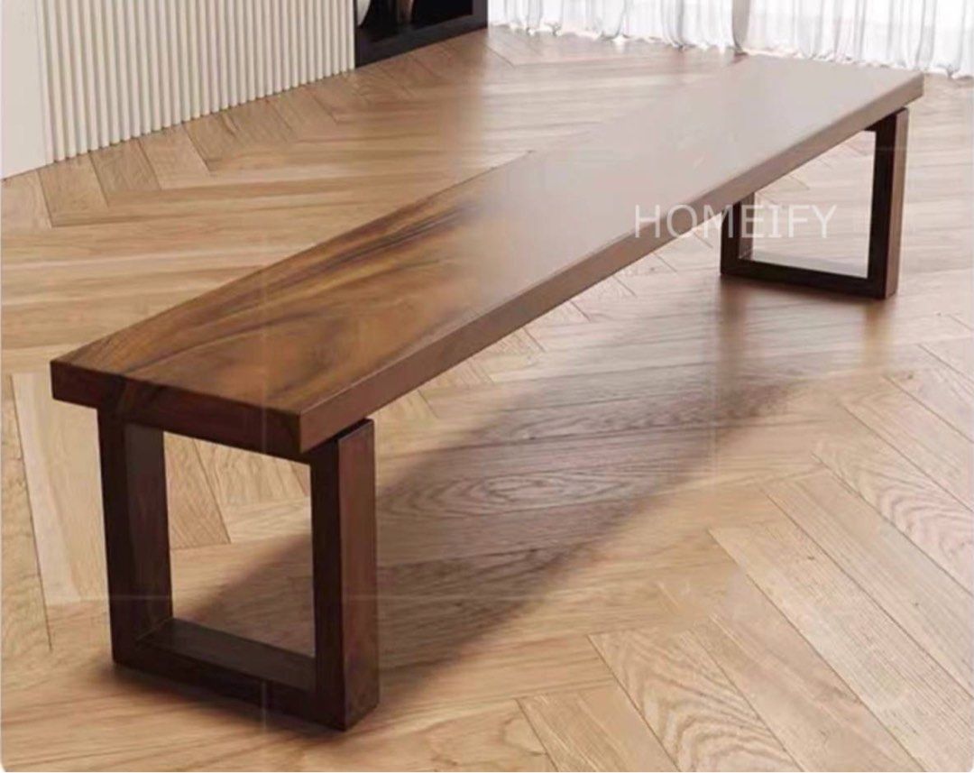 BADOU Rustic Walnut Wood Dining Table