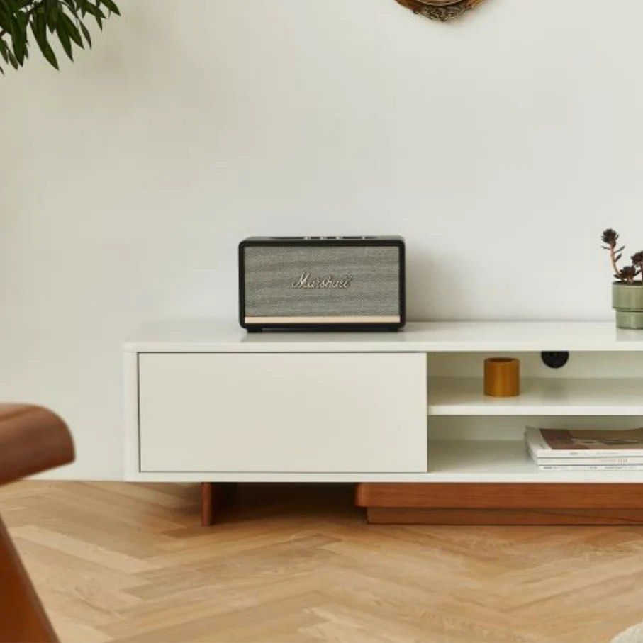 SHELVEY Extendable Tv Stand