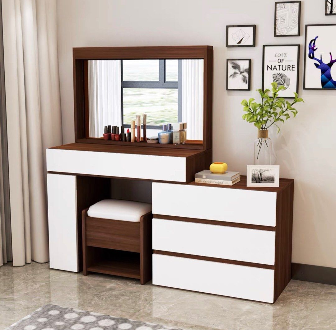 SILLS Modern Vanity Table