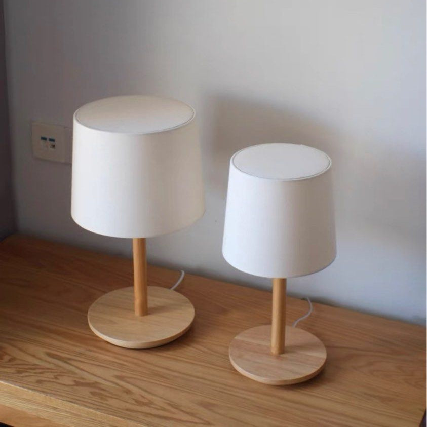SINA Oak Table Lamp