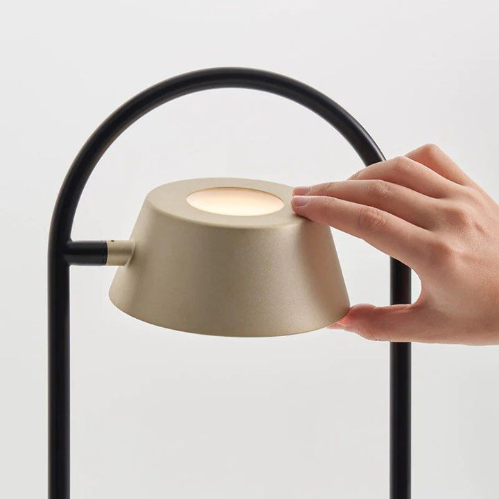 SINTH Rotating Table Lamp