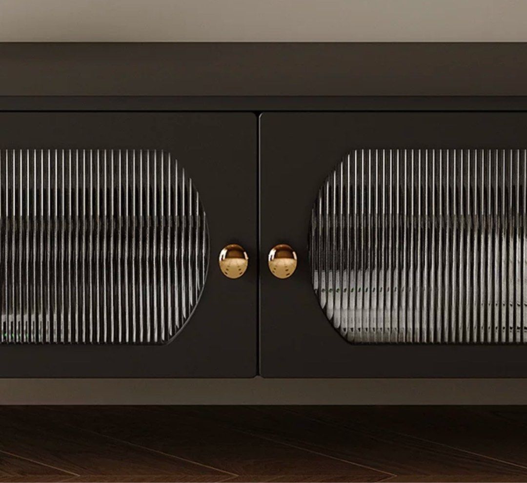 SOFINA Victorian Solid Wood TV Console