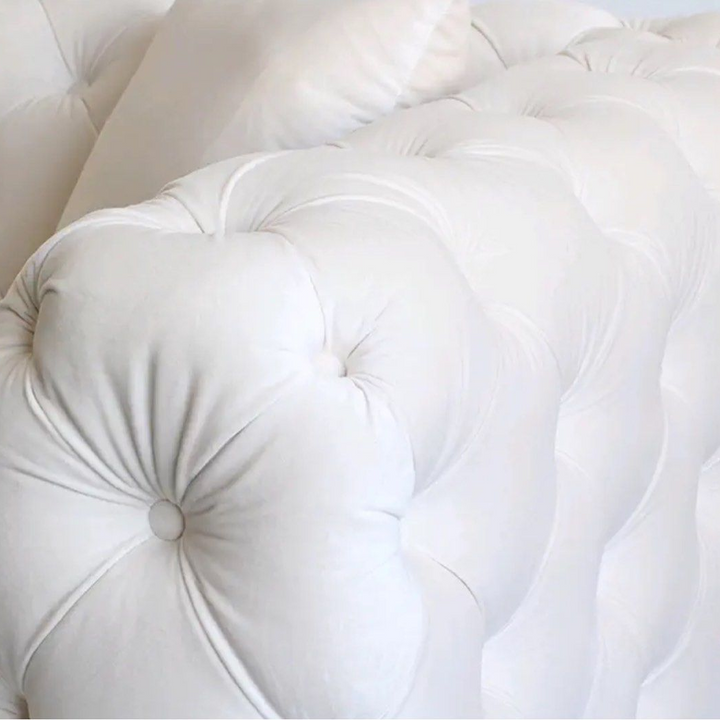 CAVELLA Victorian Chesterfield Velvet Sofa