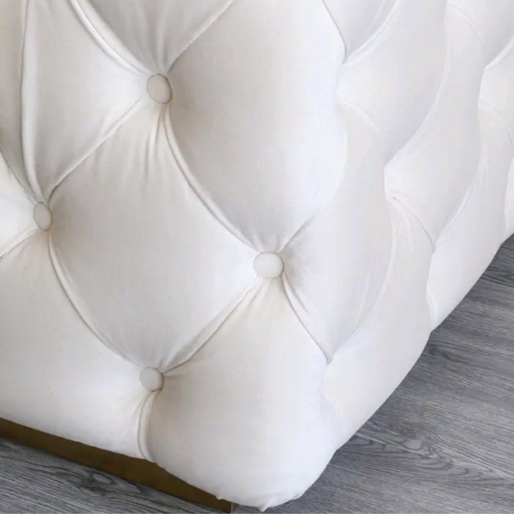 CAVELLA Victorian Chesterfield Velvet Sofa